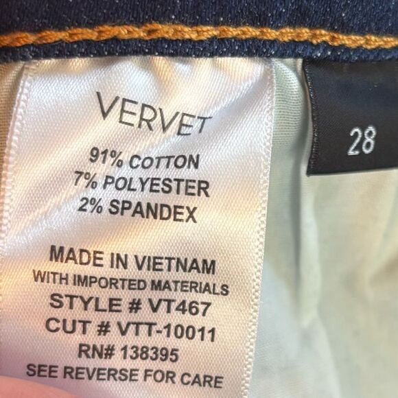 Vervet High Rise Raw Hem Straight Leg Distressed Jeans Size 28 Style VT467 - Picture 9 of 9